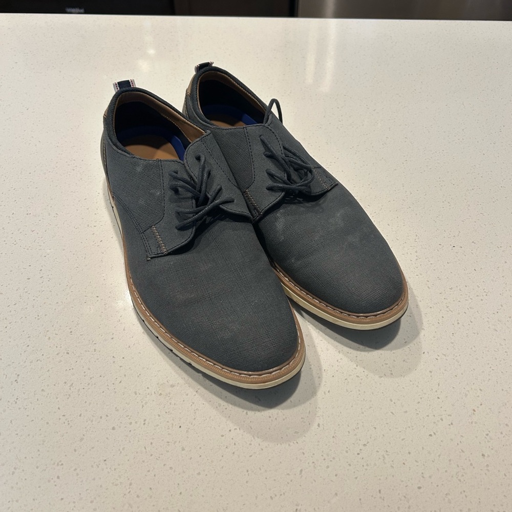 Men's Gray Casual Shoes